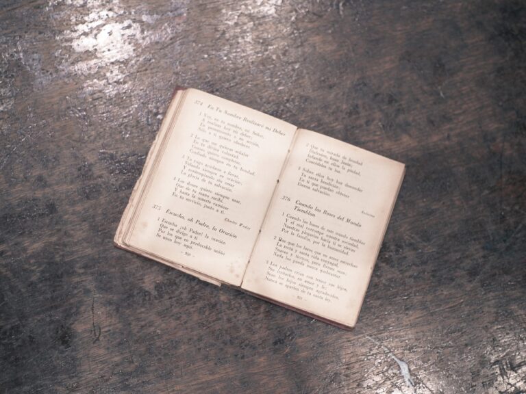 Analyzing the Impact of Socioeconomic Factors on Student Motivation