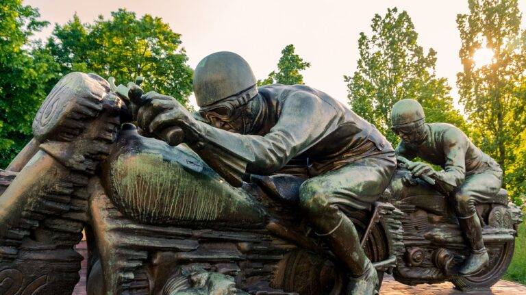 Exploring the Unique Tactics and Strategies Used by Successful IPL Teams